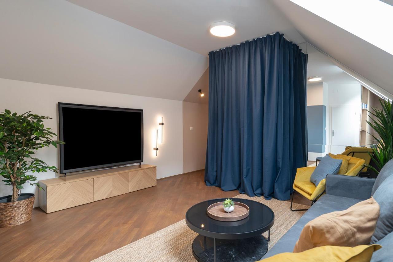 Strict City Apartments リュブリャナ エクステリア 写真